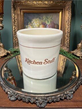 Large kitchen stuff utensil crock